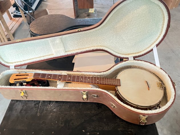 Image for Estate of Roland Stephens of Hillsboro, VA, Tools, Trains, Collectibles, Antique Furniture -- Bid In-Person or Online