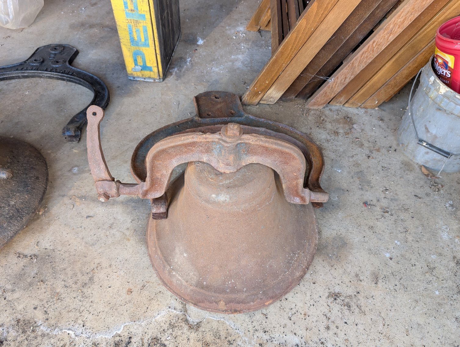 Image for James C. Athey Family Trust & Jo Ann D. Athey Family Trust - Session 3 - Wood Working Tools, Pin Ball Machine, Butchering Items, Kettles, Freezers, Hardware & More!