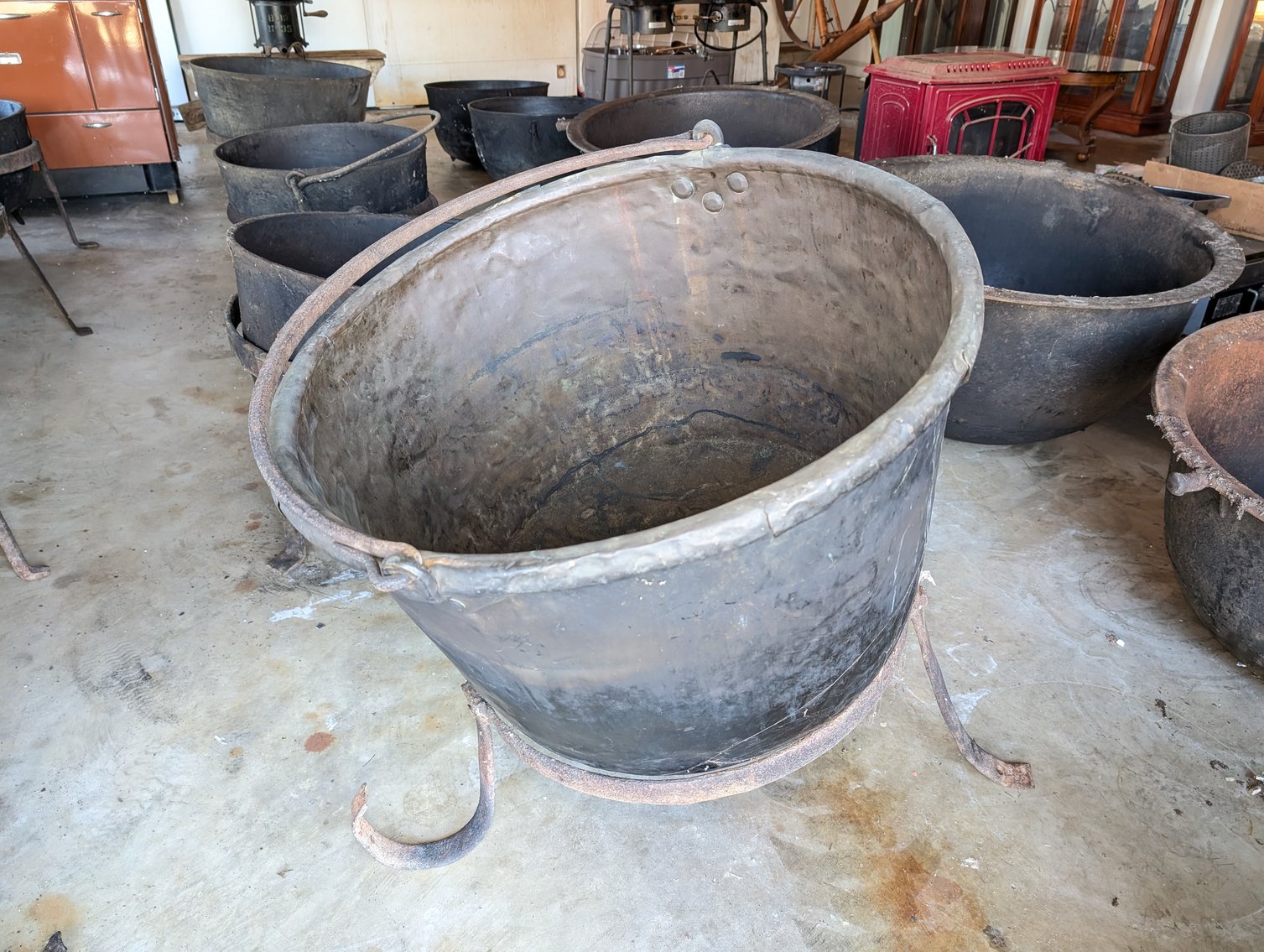 Image for James C. Athey Family Trust & Jo Ann D. Athey Family Trust - Session 3 - Wood Working Tools, Pin Ball Machine, Butchering Items, Kettles, Freezers, Hardware & More!