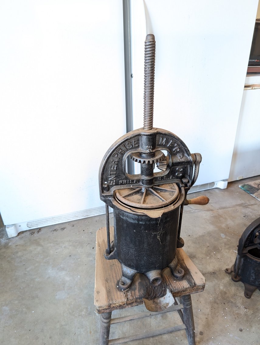 Image for James C. Athey Family Trust & Jo Ann D. Athey Family Trust - Session 3 - Wood Working Tools, Pin Ball Machine, Butchering Items, Kettles, Freezers, Hardware & More!