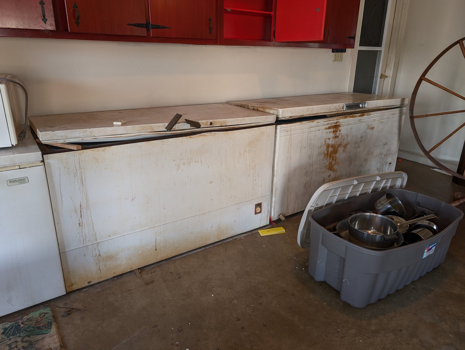 Image for James C. Athey Family Trust & Jo Ann D. Athey Family Trust - Session 3 - Wood Working Tools, Pin Ball Machine, Butchering Items, Kettles, Freezers, Hardware & More!