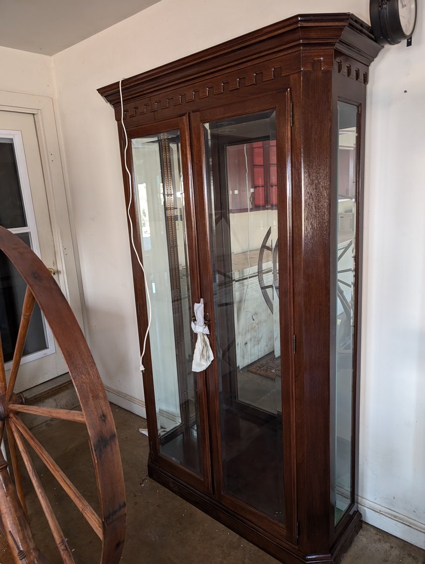 Image for James C. Athey Family Trust & Jo Ann D. Athey Family Trust - Session 3 - Wood Working Tools, Pin Ball Machine, Butchering Items, Kettles, Freezers, Hardware & More!