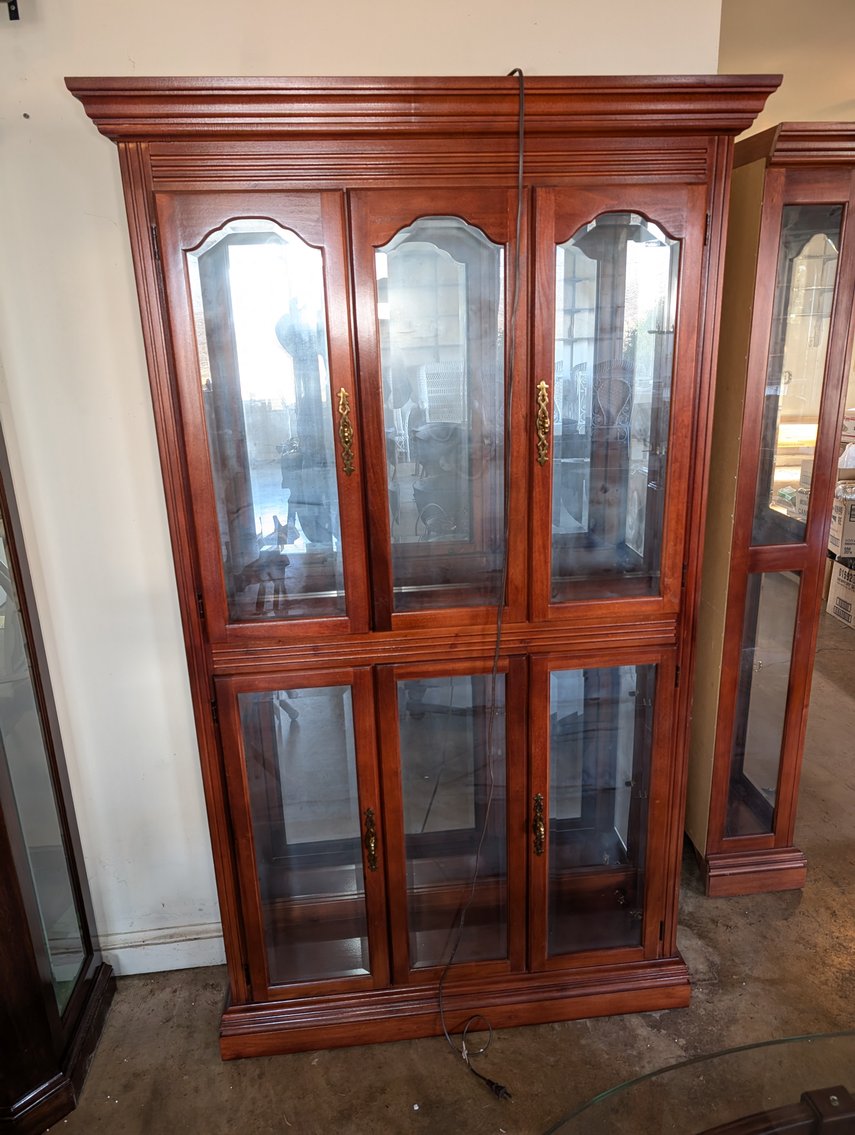 Image for James C. Athey Family Trust & Jo Ann D. Athey Family Trust - Session 3 - Wood Working Tools, Pin Ball Machine, Butchering Items, Kettles, Freezers, Hardware & More!