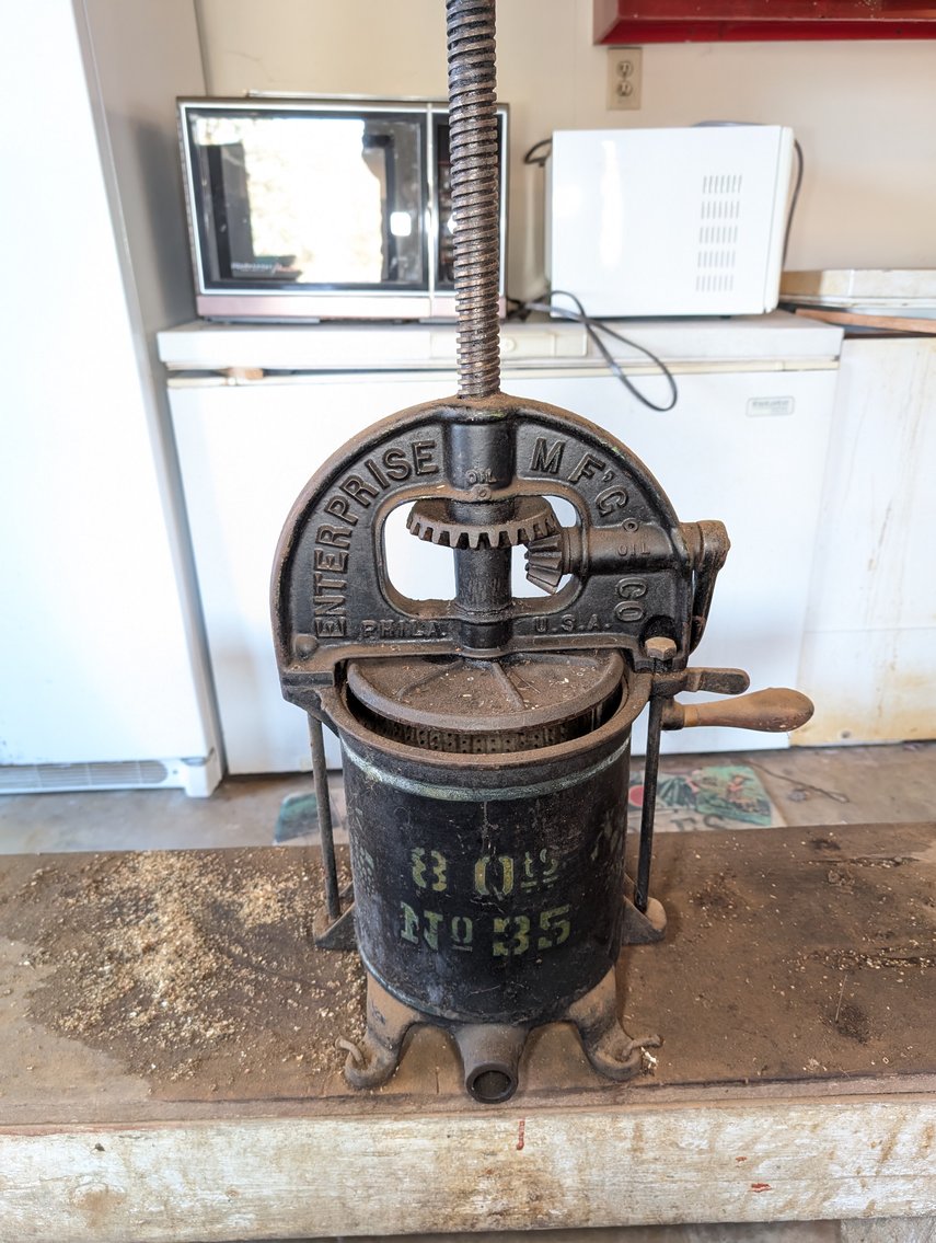 Image for James C. Athey Family Trust & Jo Ann D. Athey Family Trust - Session 3 - Wood Working Tools, Pin Ball Machine, Butchering Items, Kettles, Freezers, Hardware & More!
