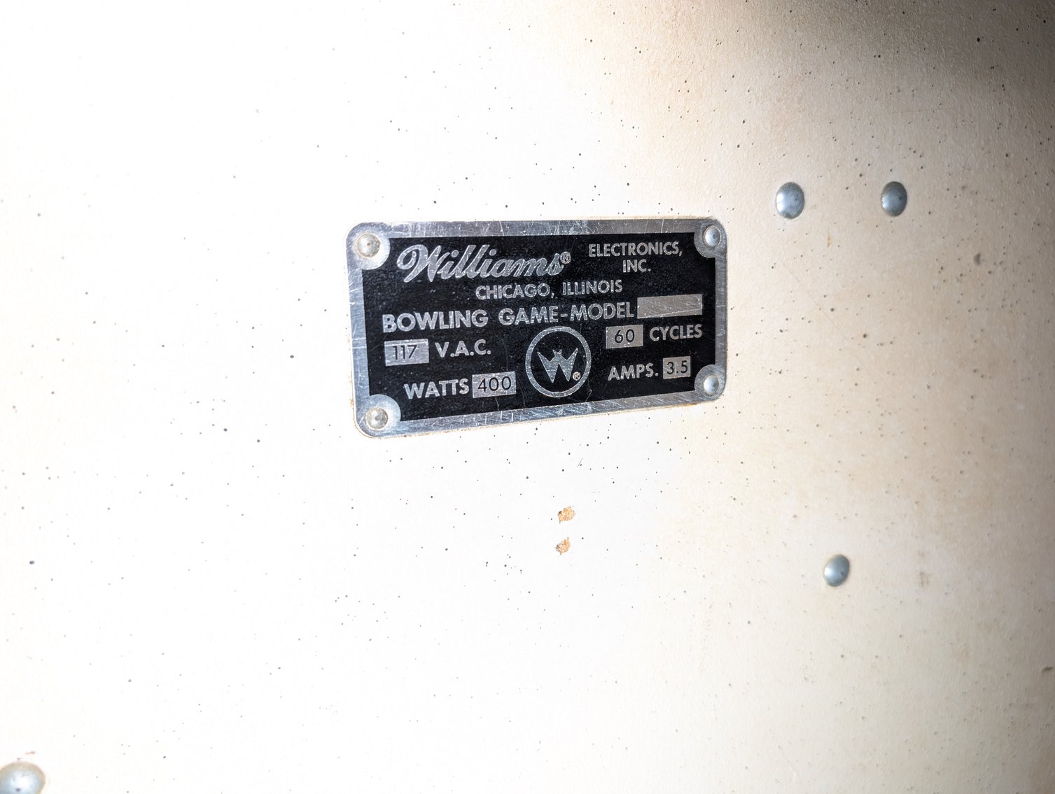 Image for James C. Athey Family Trust & Jo Ann D. Athey Family Trust - Session 3 - Wood Working Tools, Pin Ball Machine, Butchering Items, Kettles, Freezers, Hardware & More!