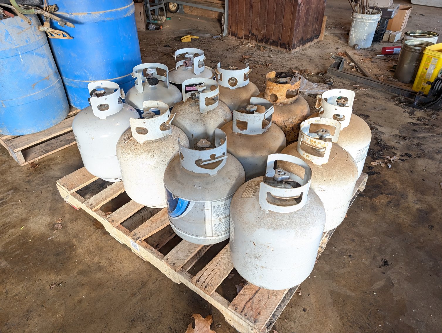 Image for James C. Athey Family Trust & Jo Ann D. Athey Family Trust - Session 3 - Wood Working Tools, Pin Ball Machine, Butchering Items, Kettles, Freezers, Hardware & More!