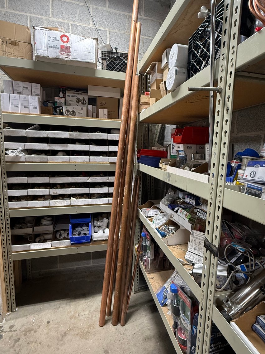 Image for Ayrshire Farm Management LC - Equipment, Vehicles, Trailers, Tools - Bid Live In-Person or Online