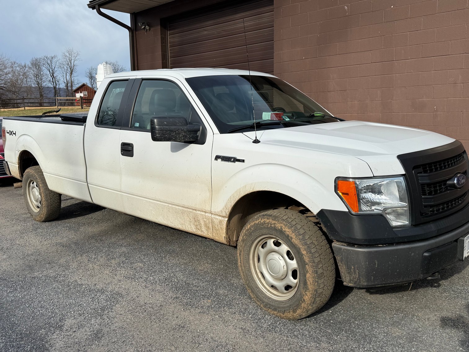 Image for Ayrshire Farm Management LC - Equipment, Vehicles, Trailers, Tools - Bid Live In-Person or Online