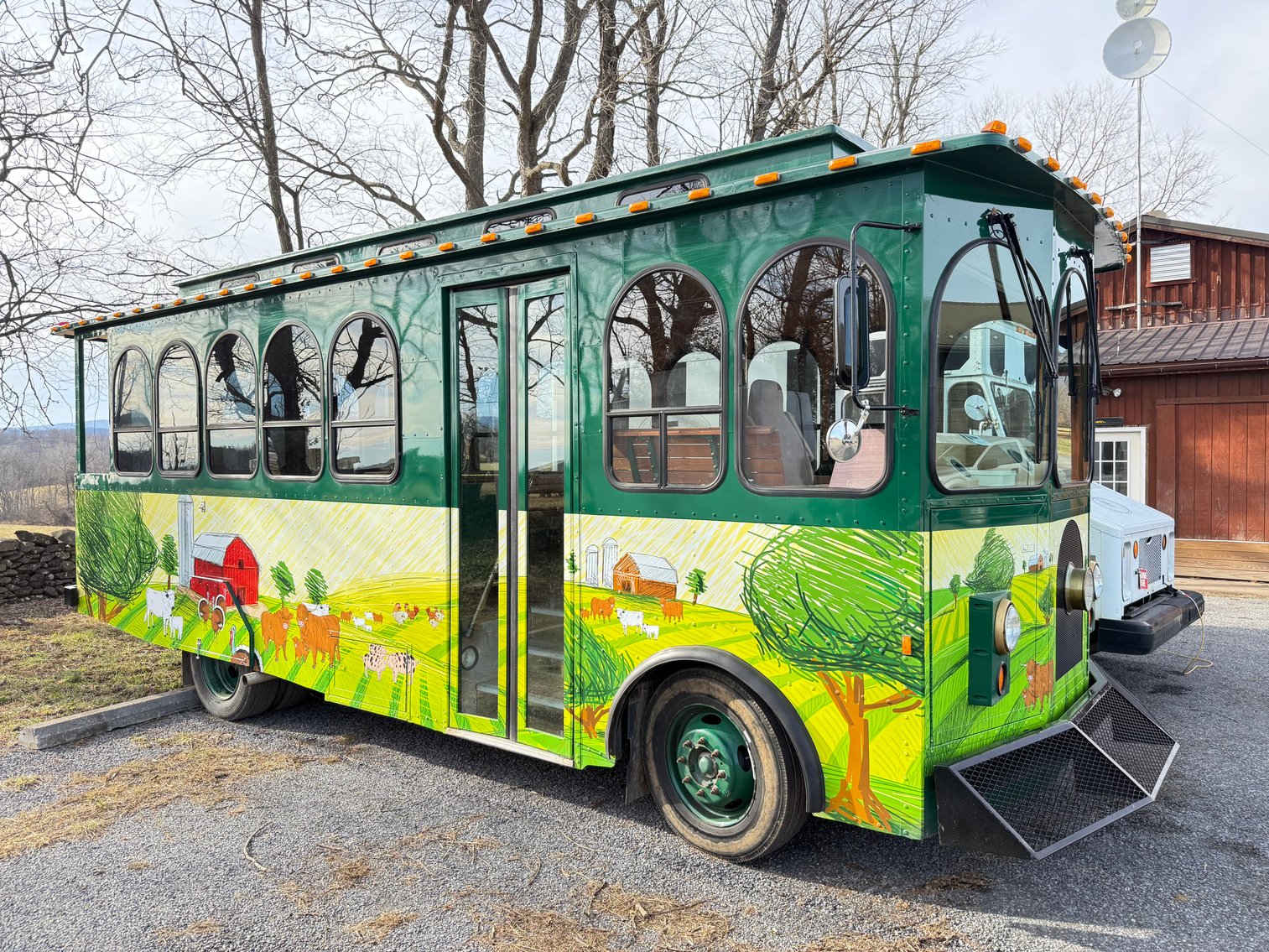 Image for Ayrshire Farm Management LC - Equipment, Vehicles, Trailers, Tools - Bid Live In-Person or Online