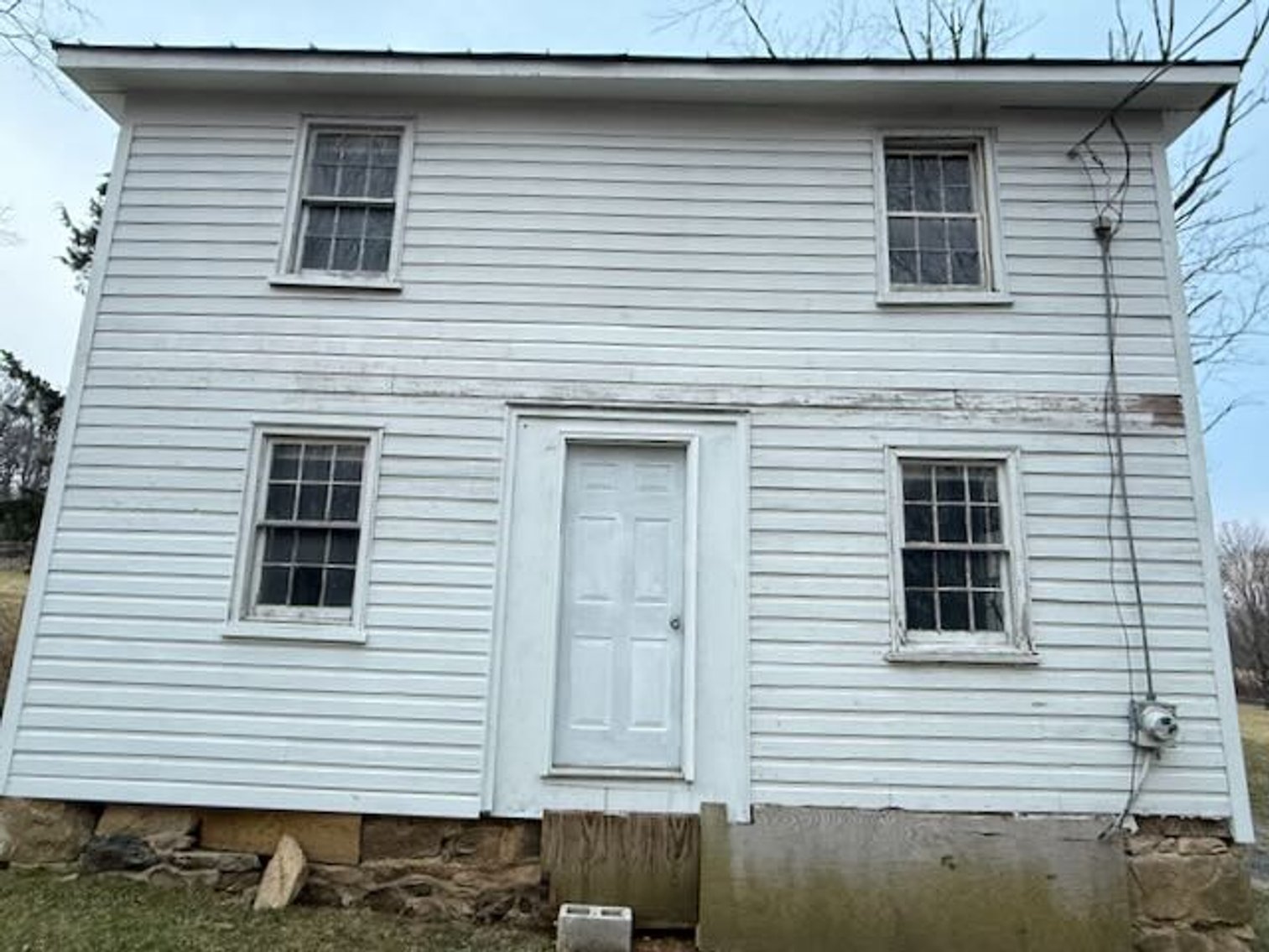 Image for 3 BR Partially Renovated Home on 1.47 +/- Acres in Loudoun County, VA