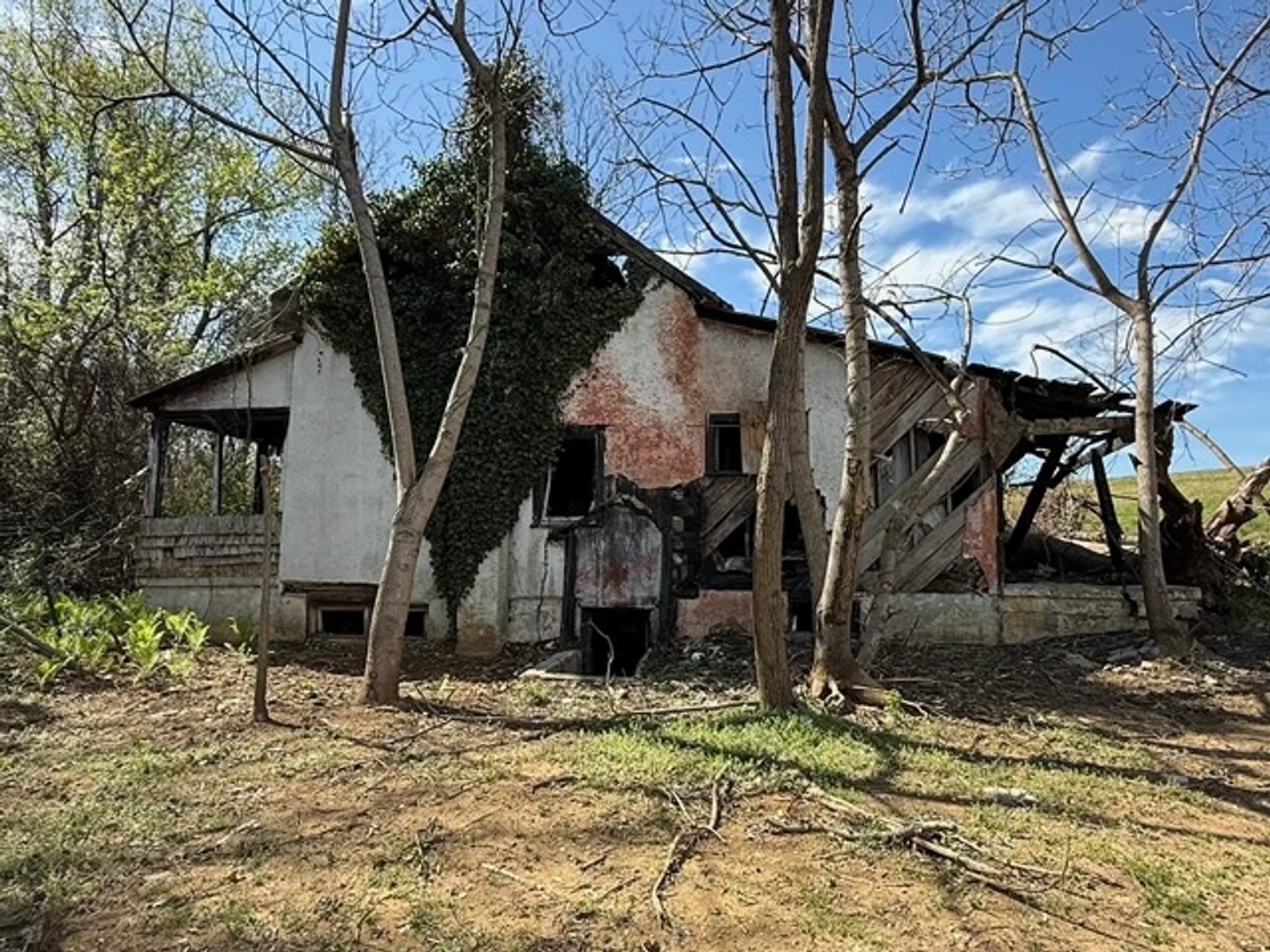 Image for 2.1 +/- Acre Wooded Corner Lot in Loudoun County, VA