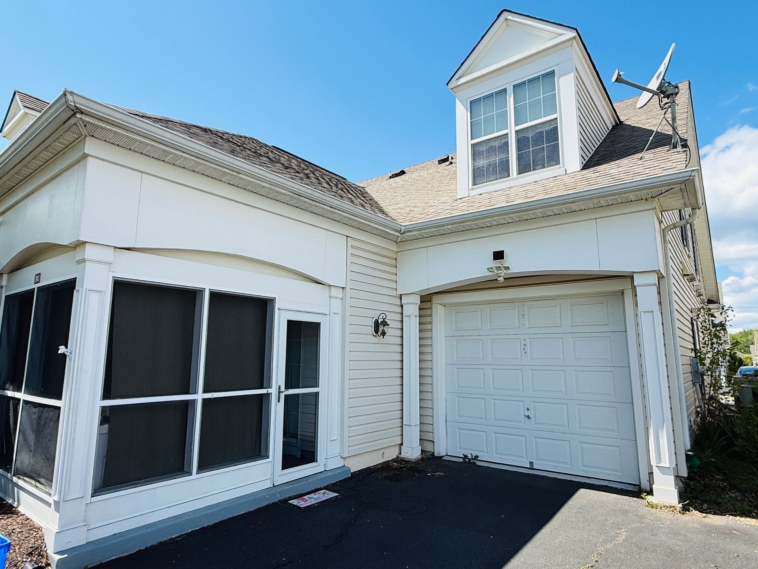 Image for 3 BR/2.5 BA End-Unit Villa in the 55+ Active Adult Community of Heritage Highlands--Loudoun County, VA