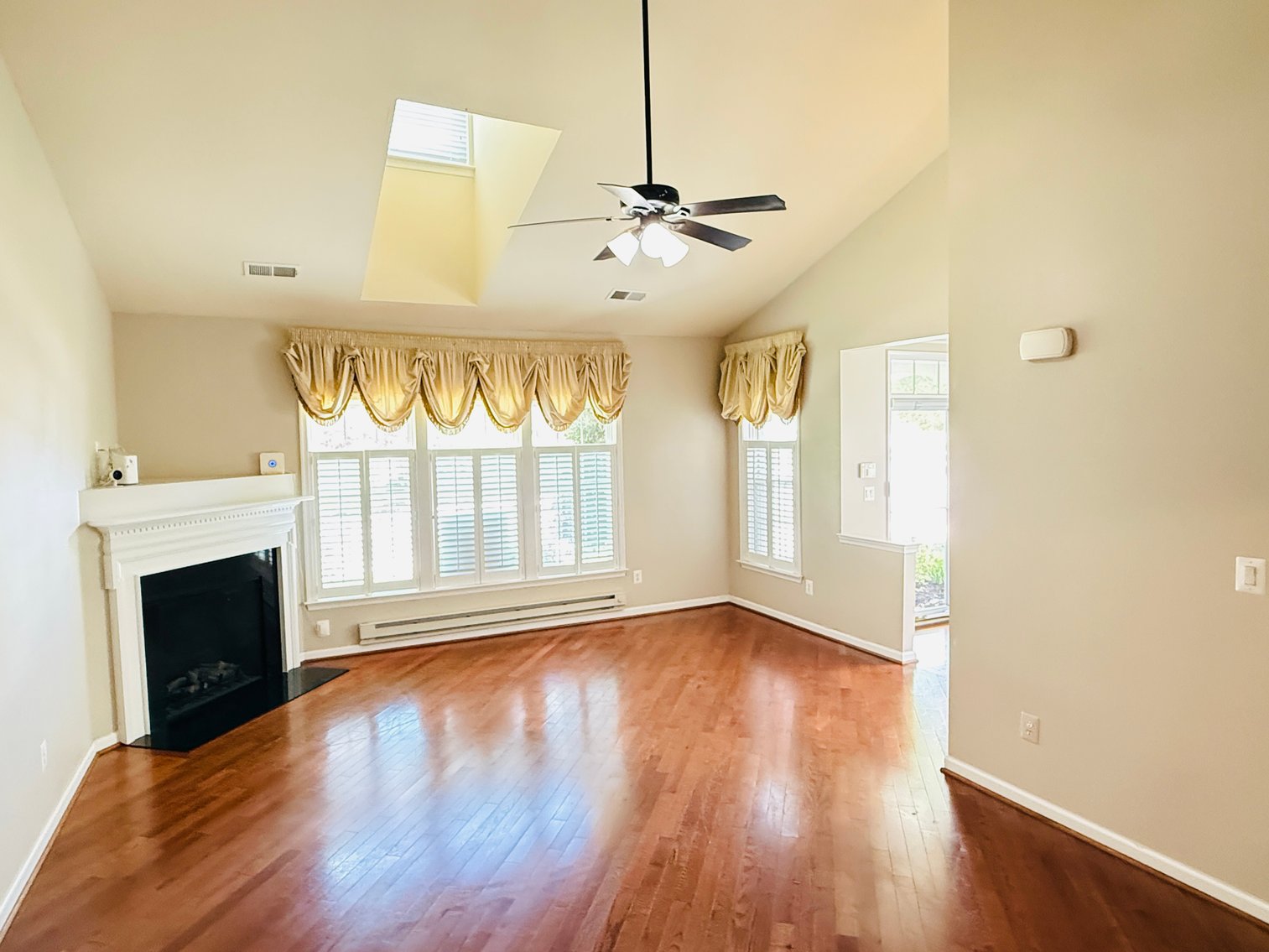 Image for 3 BR/2.5 BA End-Unit Villa in the 55+ Active Adult Community of Heritage Highlands--Loudoun County, VA
