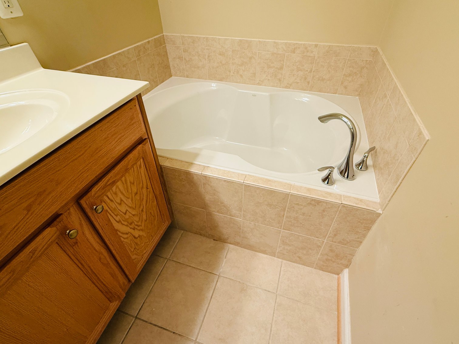 Image for 3 BR/2.5 BA End-Unit Villa in the 55+ Active Adult Community of Heritage Highlands--Loudoun County, VA