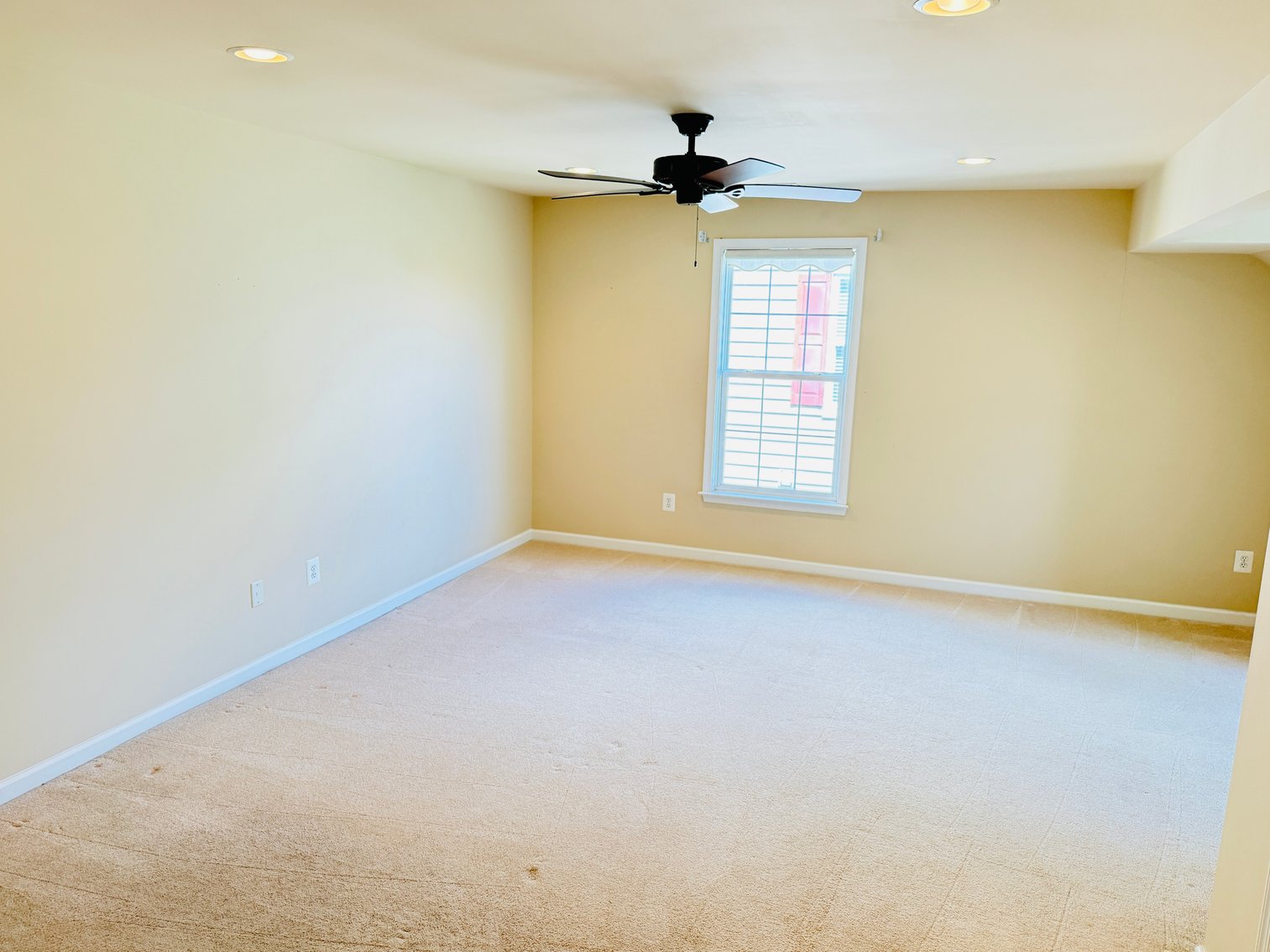 Image for 3 BR/2.5 BA End-Unit Villa in the 55+ Active Adult Community of Heritage Highlands--Loudoun County, VA