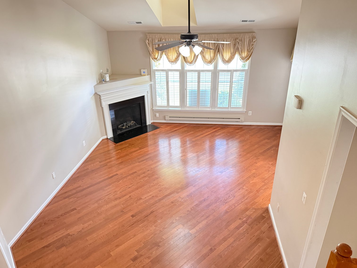 Image for 3 BR/2.5 BA End-Unit Villa in the 55+ Active Adult Community of Heritage Highlands--Loudoun County, VA