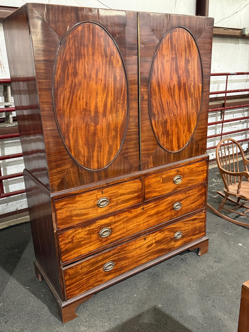 Image for From the Estate of Barbara Lynn Wellborn of Charleston SC - Sterling Silver, Designer Handbags, Asian Ceramics, Porcelain, Antiques & More! - Virtual Auction