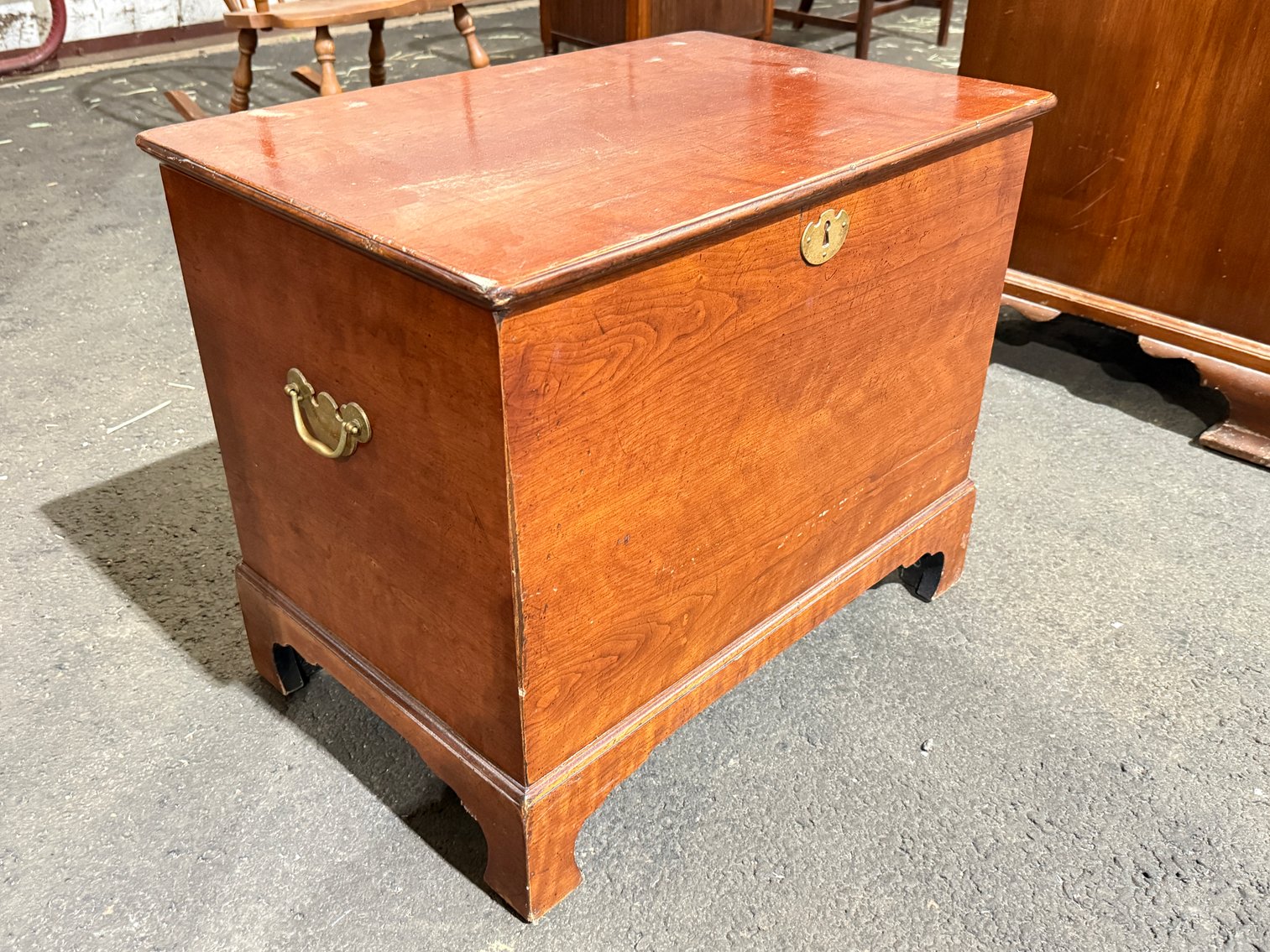 Image for From the Estate of Barbara Lynn Wellborn of Charleston SC - Sterling Silver, Designer Handbags, Asian Ceramics, Porcelain, Antiques & More! - Virtual Auction