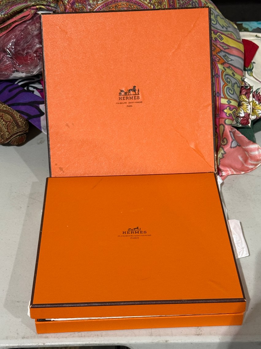 Image for From the Estate of Barbara Lynn Wellborn of Charleston SC - Sterling Silver, Designer Handbags, Asian Ceramics, Porcelain, Antiques & More! - Virtual Auction