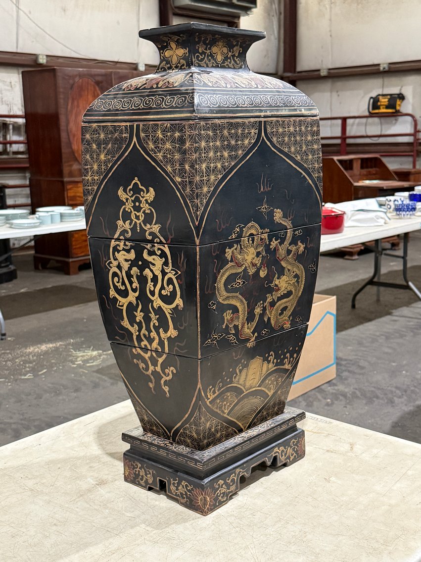 Image for From the Estate of Barbara Lynn Wellborn of Charleston SC - Sterling Silver, Designer Handbags, Asian Ceramics, Porcelain, Antiques & More! - Virtual Auction