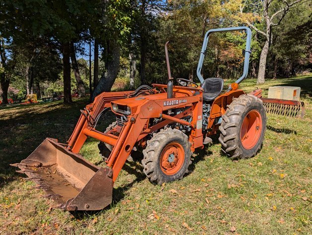 Image for Saturday Fall Equipment, Trucks and Equipment - Bid In-person or Online