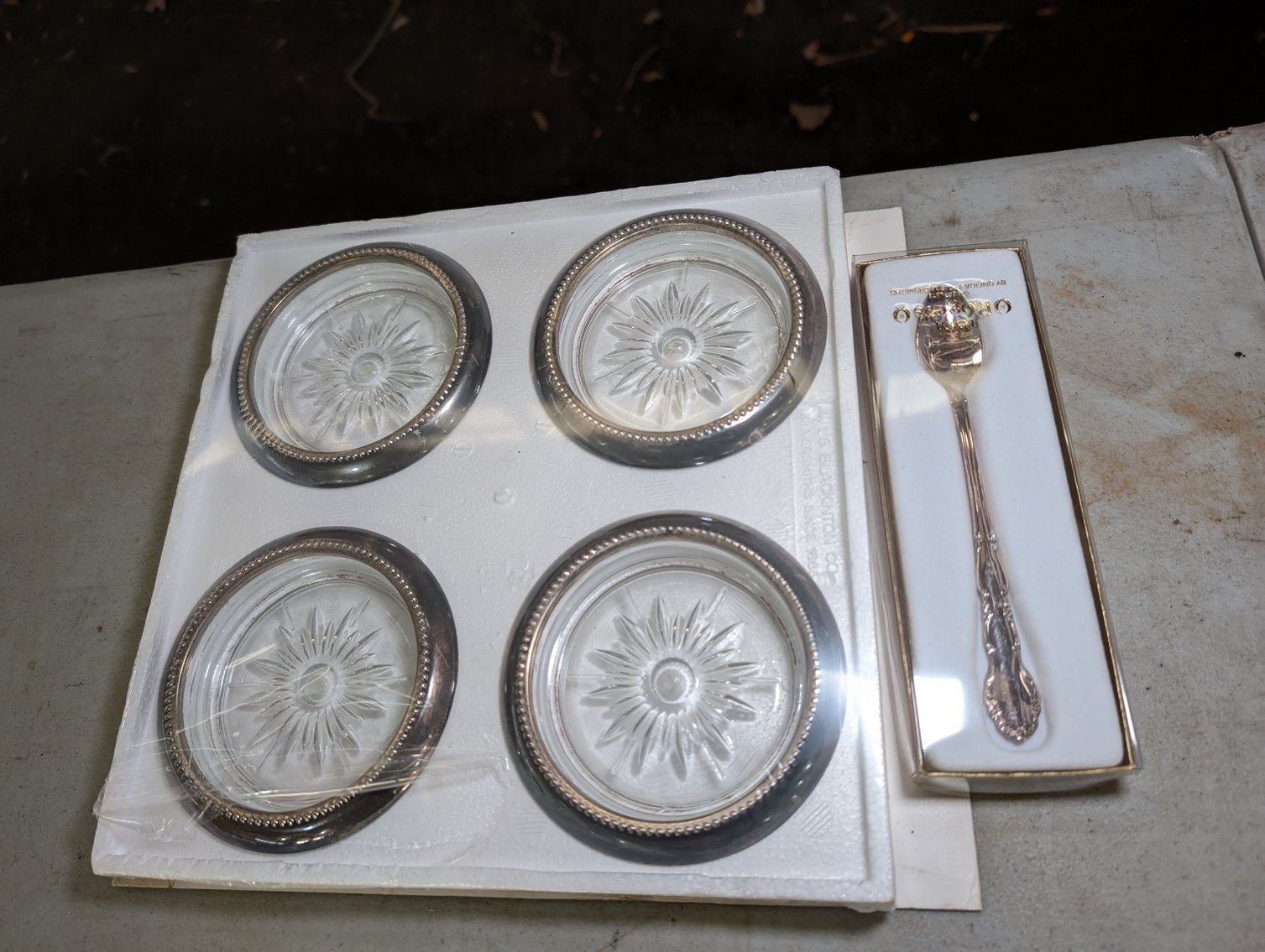 Image for Estate of William C. Whitmore, Lladro Porcelain Figurines, Antique Furniture, Holiday Decorations & More - Virtual Auction