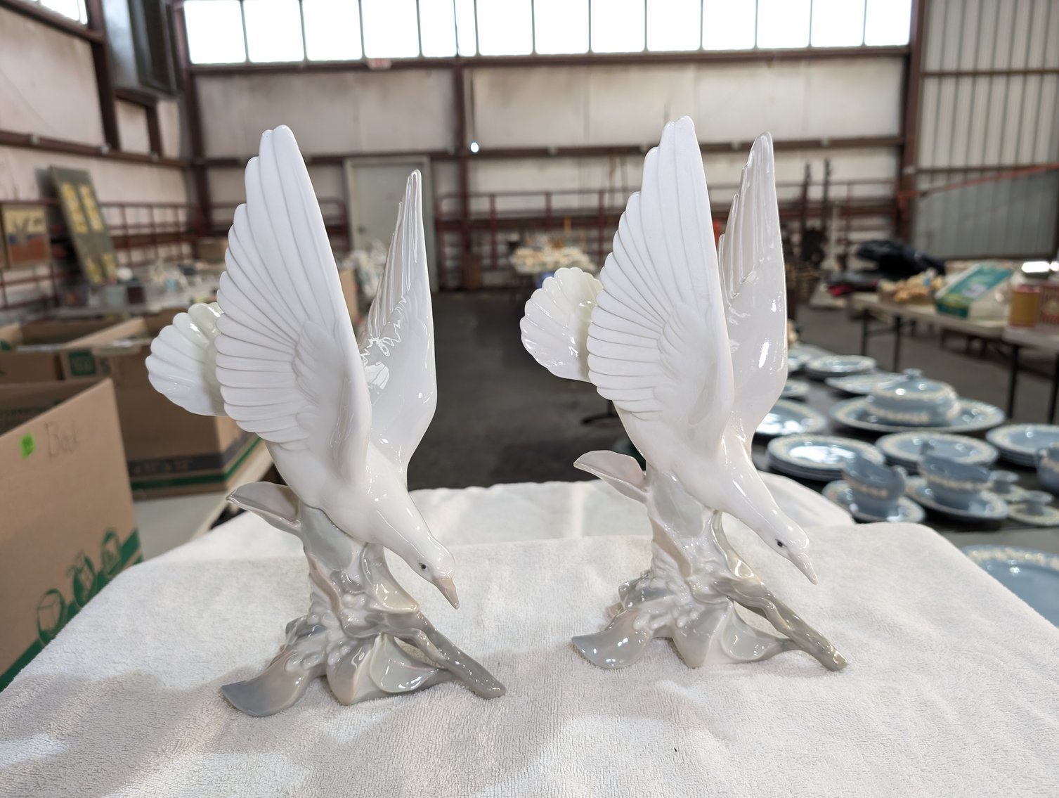 Image for Estate of William C. Whitmore, Lladro Porcelain Figurines, Antique Furniture, Holiday Decorations & More - Virtual Auction