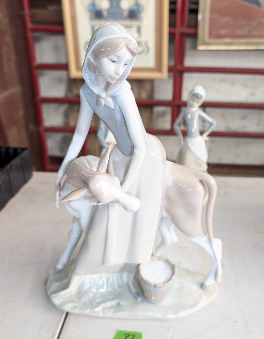 Image for Estate of William C. Whitmore, Lladro Porcelain Figurines, Antique Furniture, Holiday Decorations & More - Virtual Auction