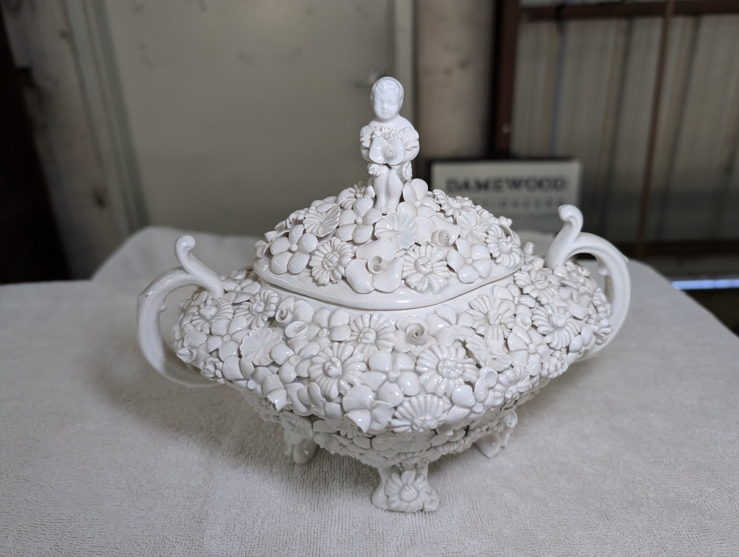 Image for Estate of William C. Whitmore, Lladro Porcelain Figurines, Antique Furniture, Holiday Decorations & More - Virtual Auction