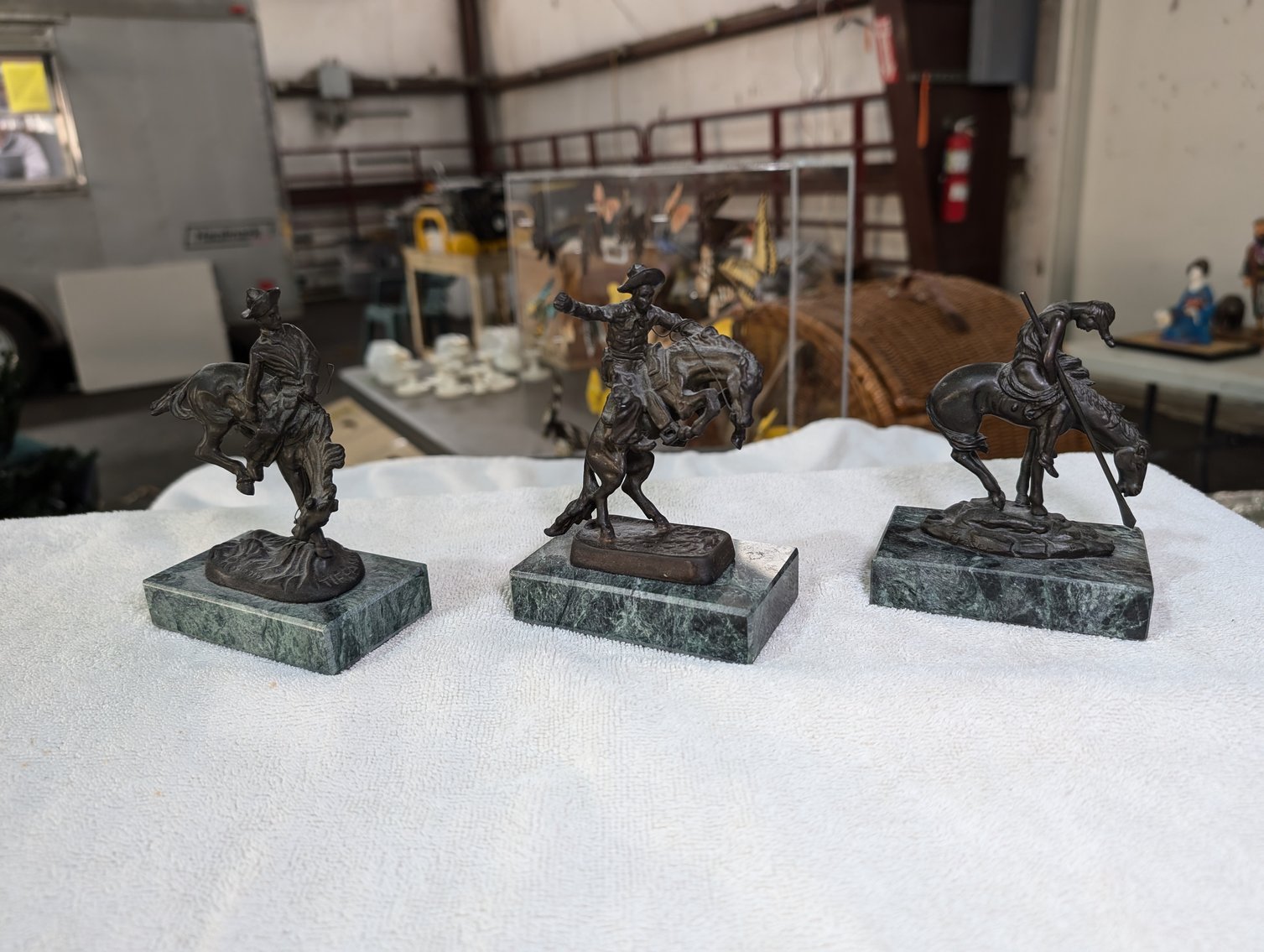 Image for Estate of William C. Whitmore, Lladro Porcelain Figurines, Antique Furniture, Holiday Decorations & More - Virtual Auction