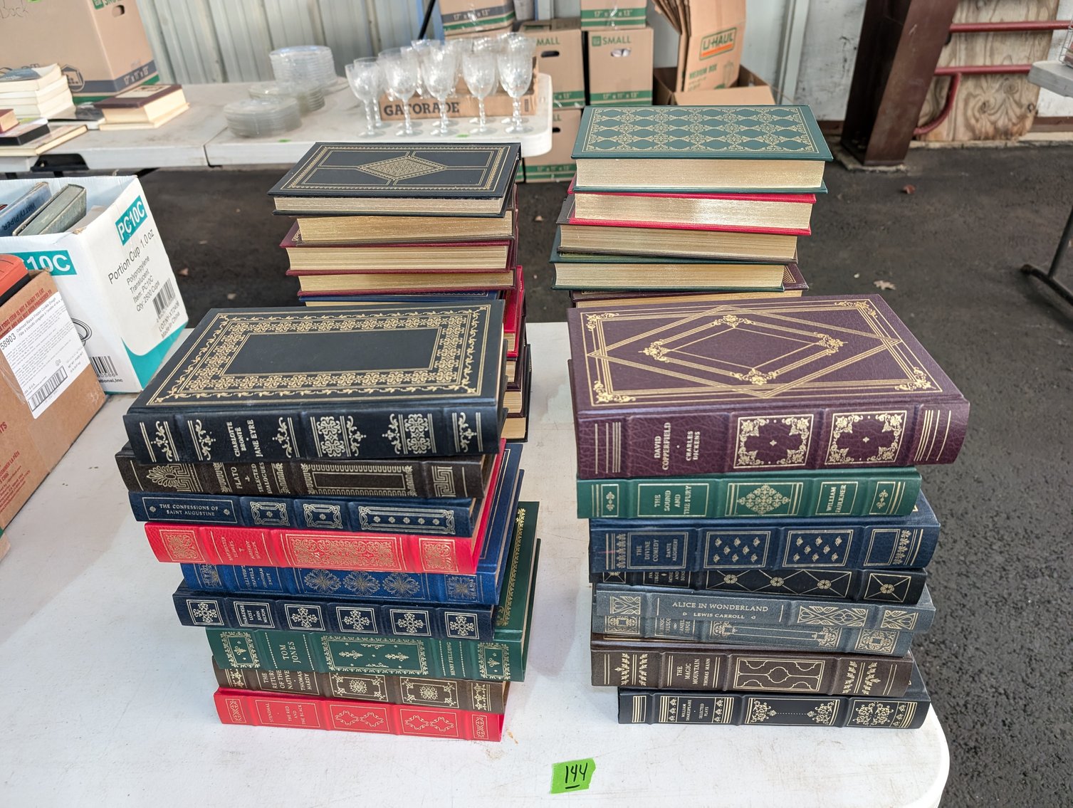Image for Estate of William C. Whitmore, Lladro Porcelain Figurines, Antique Furniture, Holiday Decorations & More - Virtual Auction