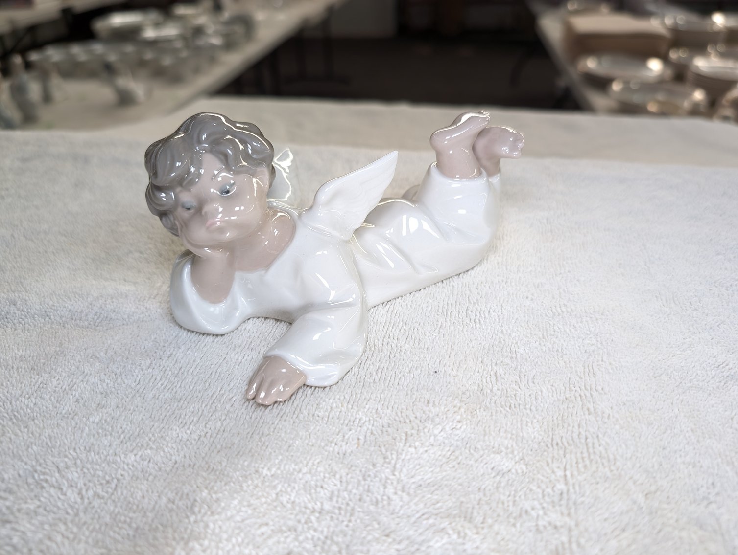 Image for Estate of William C. Whitmore, Lladro Porcelain Figurines, Antique Furniture, Holiday Decorations & More - Virtual Auction