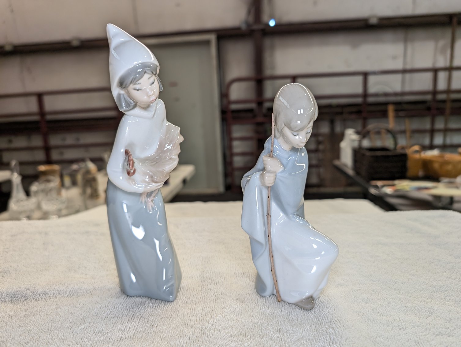 Image for Estate of William C. Whitmore, Lladro Porcelain Figurines, Antique Furniture, Holiday Decorations & More - Virtual Auction