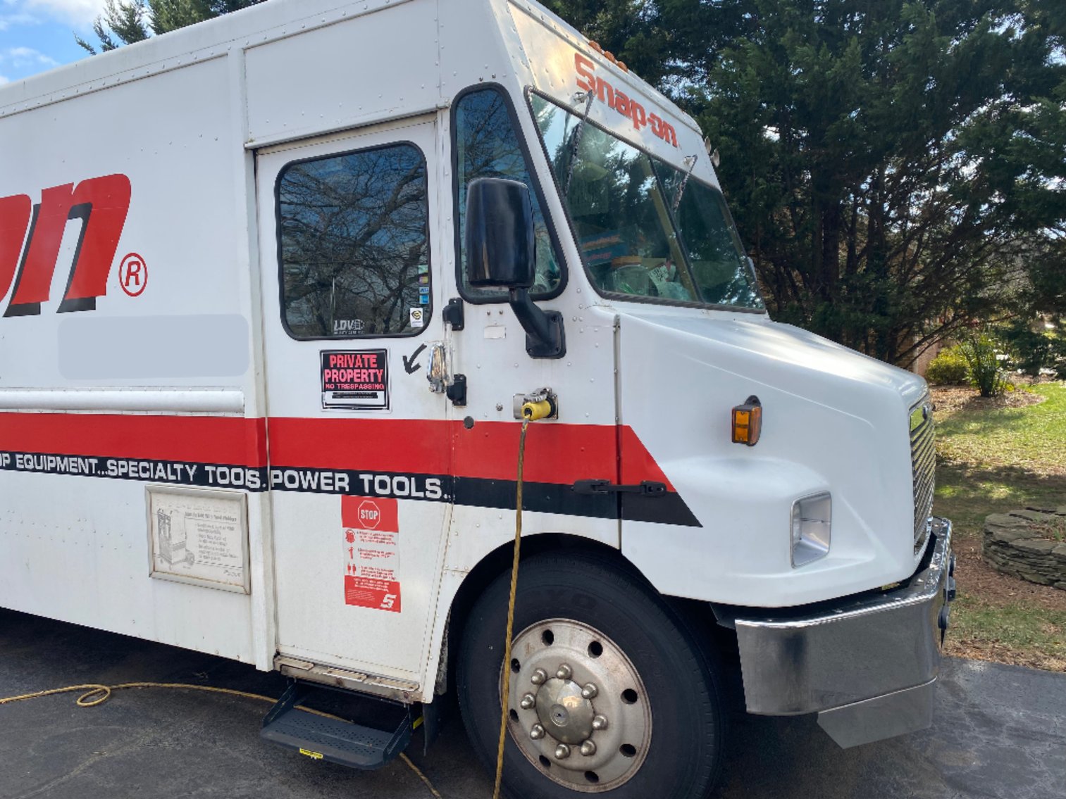 Image for 2004 Freightliner MT-55 Mobile Snap-on Dealer Truck, Merchandise, Snap-on Tools, and Snap-on Promotional Items - Bid In-Person or Online