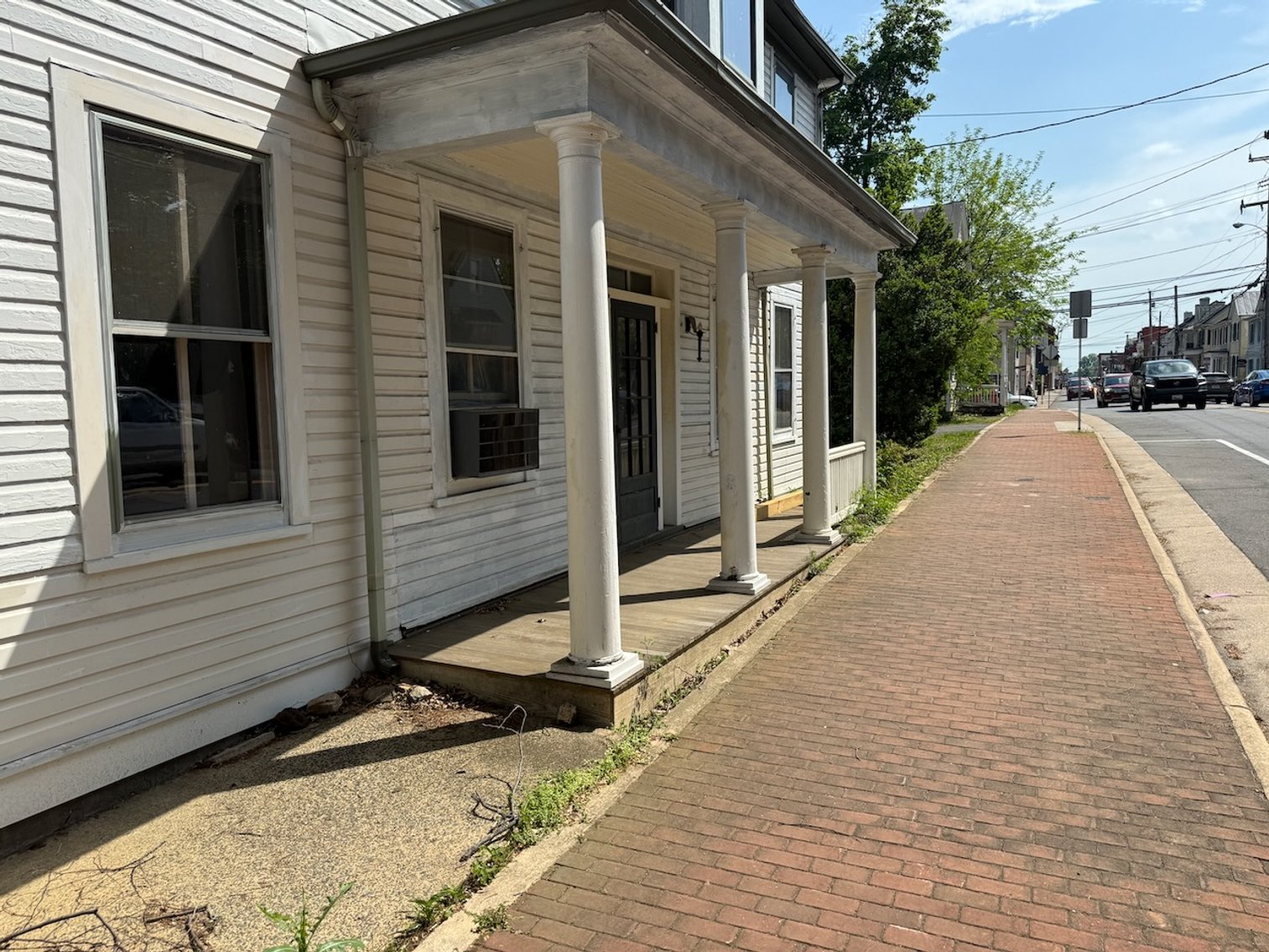 Image for 3 BR/2 BA Home on .47 +/- Acre North King St. Lot in Historic Downtown Leesburg, VA--SELLING to the HIGHEST BIDDER!!