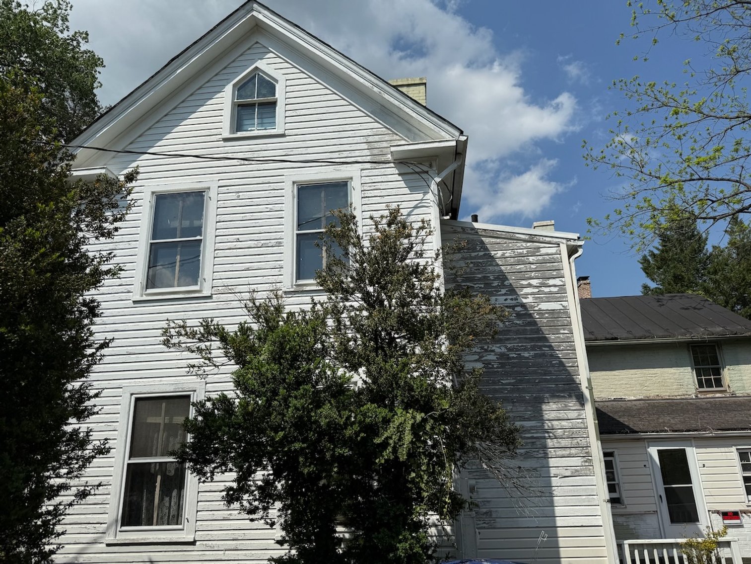 Image for 3 BR/2 BA Home on .47 +/- Acre North King St. Lot in Historic Downtown Leesburg, VA--SELLING to the HIGHEST BIDDER!!