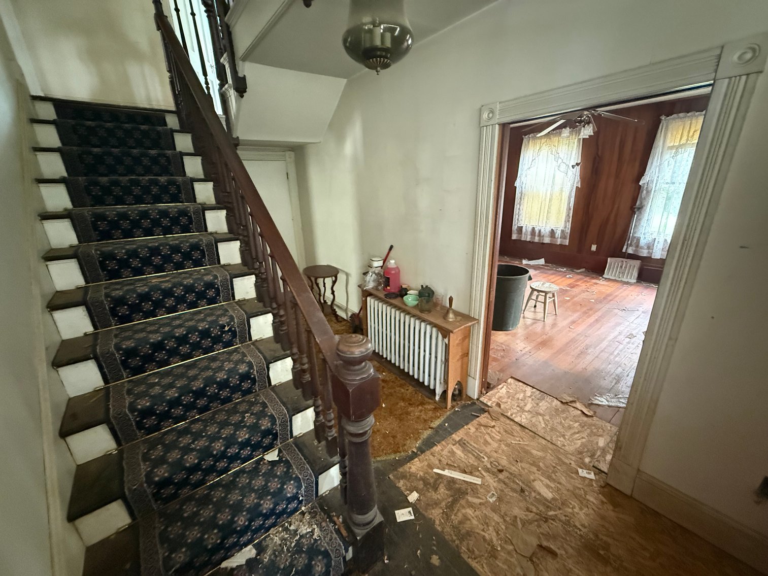 Image for 3 BR/2 BA Home on .47 +/- Acre North King St. Lot in Historic Downtown Leesburg, VA--SELLING to the HIGHEST BIDDER!!