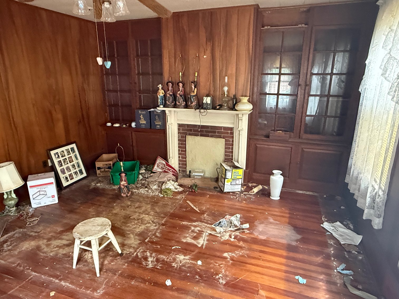 Image for 3 BR/2 BA Home on .47 +/- Acre North King St. Lot in Historic Downtown Leesburg, VA--SELLING to the HIGHEST BIDDER!!