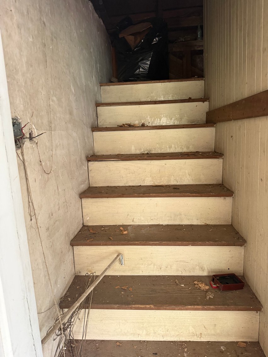 Image for 3 BR/2 BA Home on .47 +/- Acre North King St. Lot in Historic Downtown Leesburg, VA--SELLING to the HIGHEST BIDDER!!