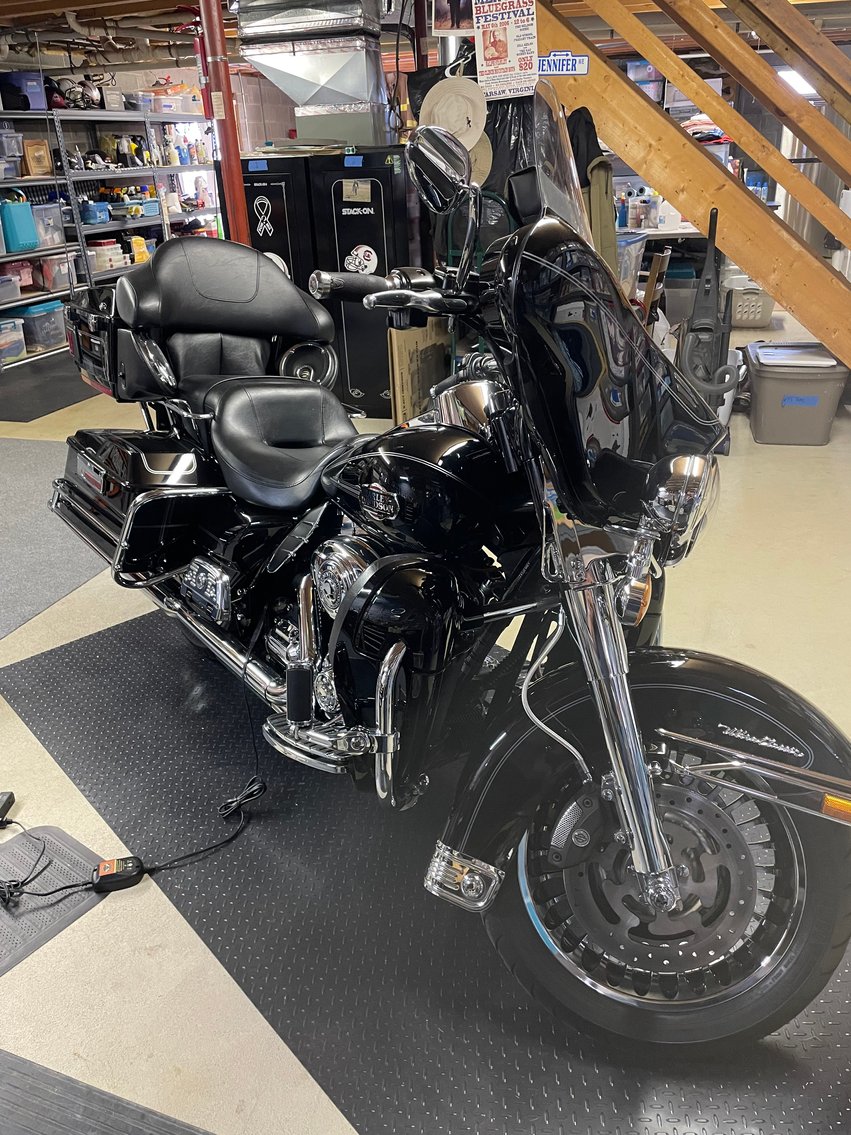 Image for Equipment and Truck Auction - Bid In-Person or Online