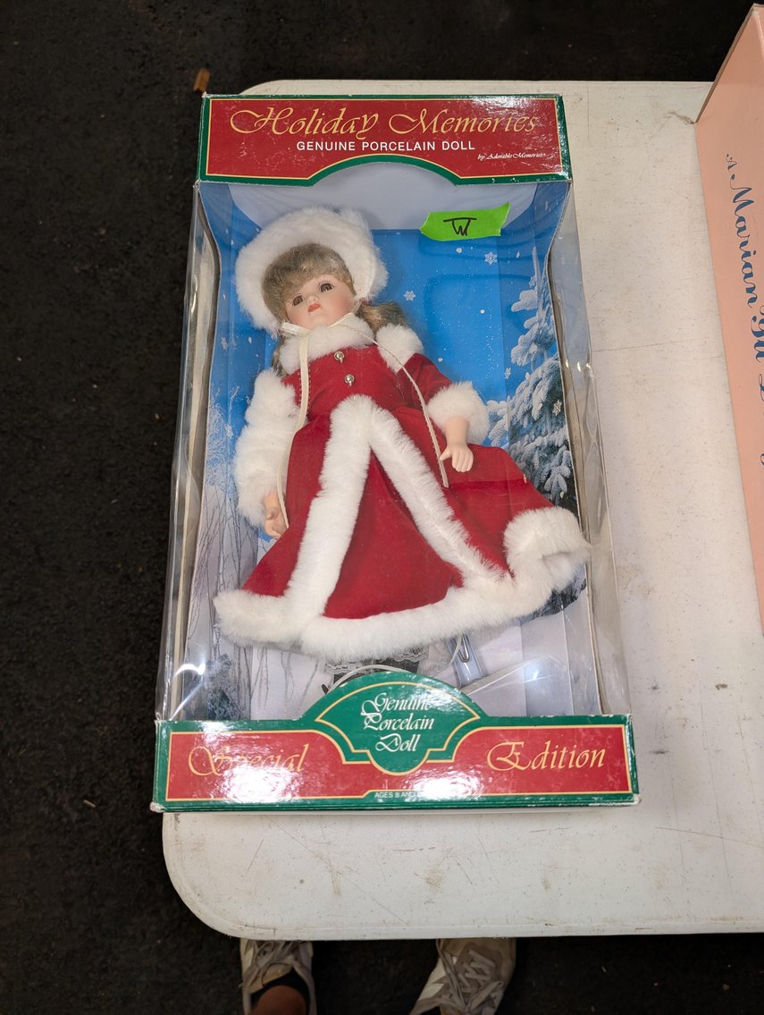 Image for September Consignment Sale - Vintage Toys, Antique Collectibles, Decorative Artwork & More! - Virtual Auction - No In-Person Bidding