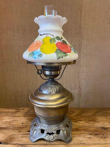 Image for Unique Consignment's Spring Auction