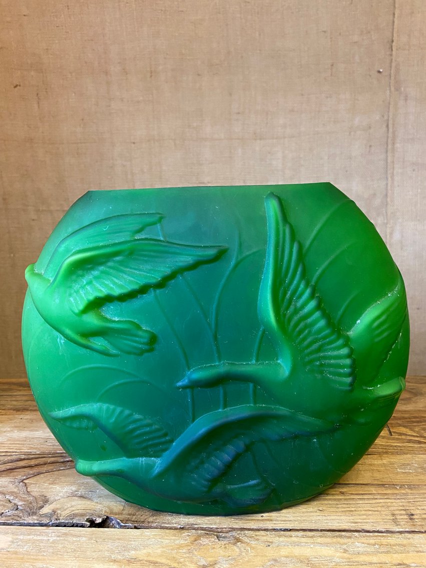 Image for Unique Consignment's Spring Auction