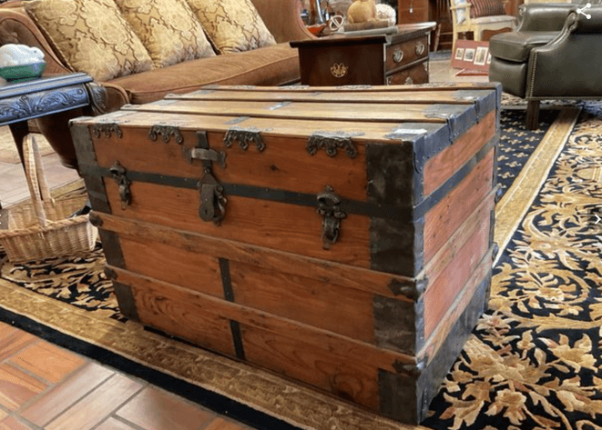 Image for Unique Consignment's Spring Auction