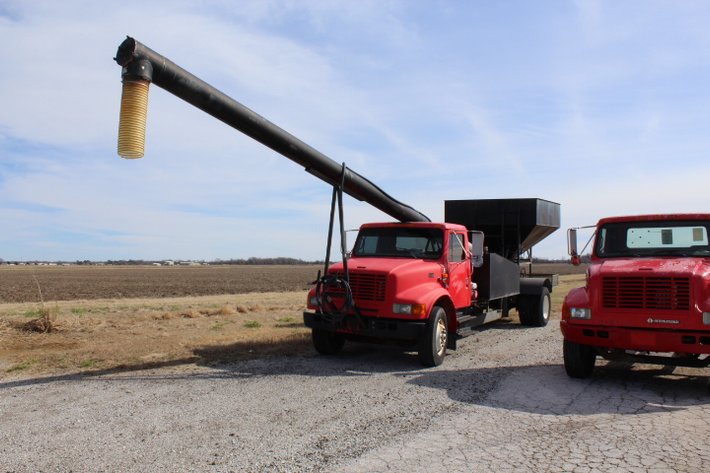 Image for ZACKS FLYING SERVICE - Retirement Auction