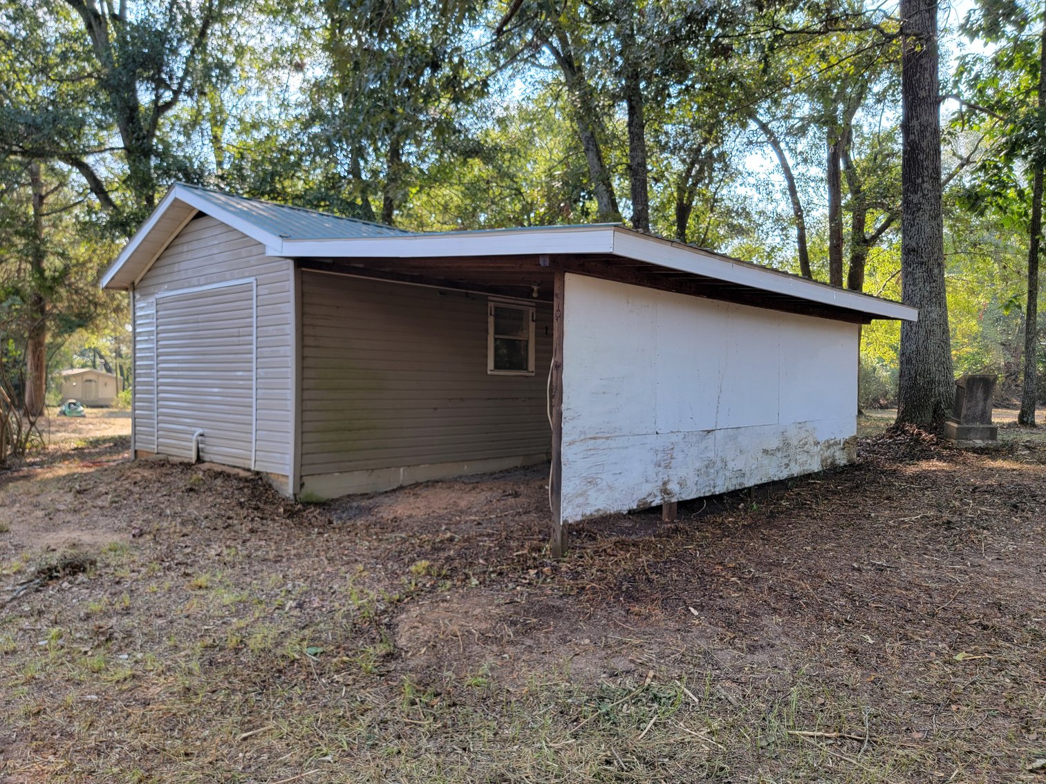 Image for Home with Outbuildings on 9 +/- Acres in Hollywood, Alabama SEPTEMBER 21st 10 AM (CT)