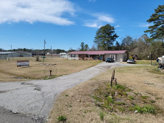 Image for ABSOLUTE AUCTION: Robertson Property 04.12.25