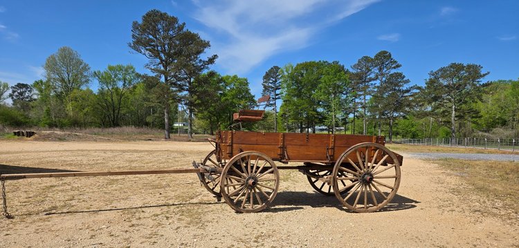 Image for CONSIGNMENT AUCTION in Crossville, Alabama, 05.03.25 Continued on 05.05.25 at 10 AM