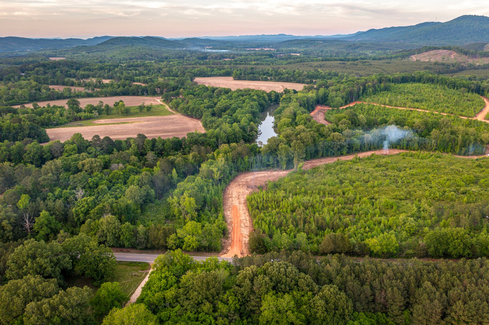 Image for HUGE CHATTOOGA RIVER Auction 06.28.25