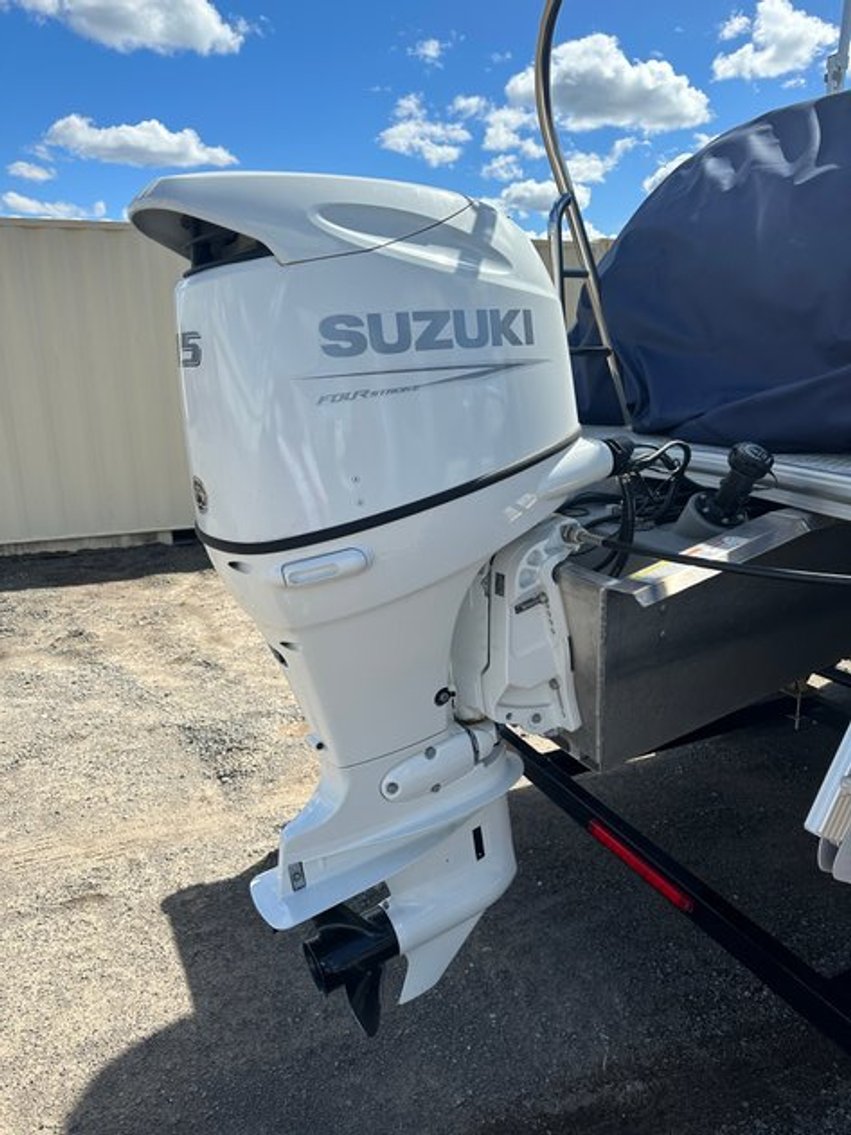 2022 Forest River Marine Nepallo 24 QL Pontoon